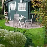 Romantisch Nabij Het Met Uitzicht Op De Tulpenvelden * Julianadorp